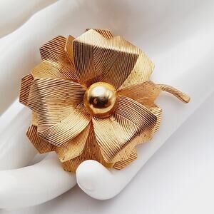Vintage 1960s Gold Tone Textured Flower Brooch Pin - 2 1/4 Inches
